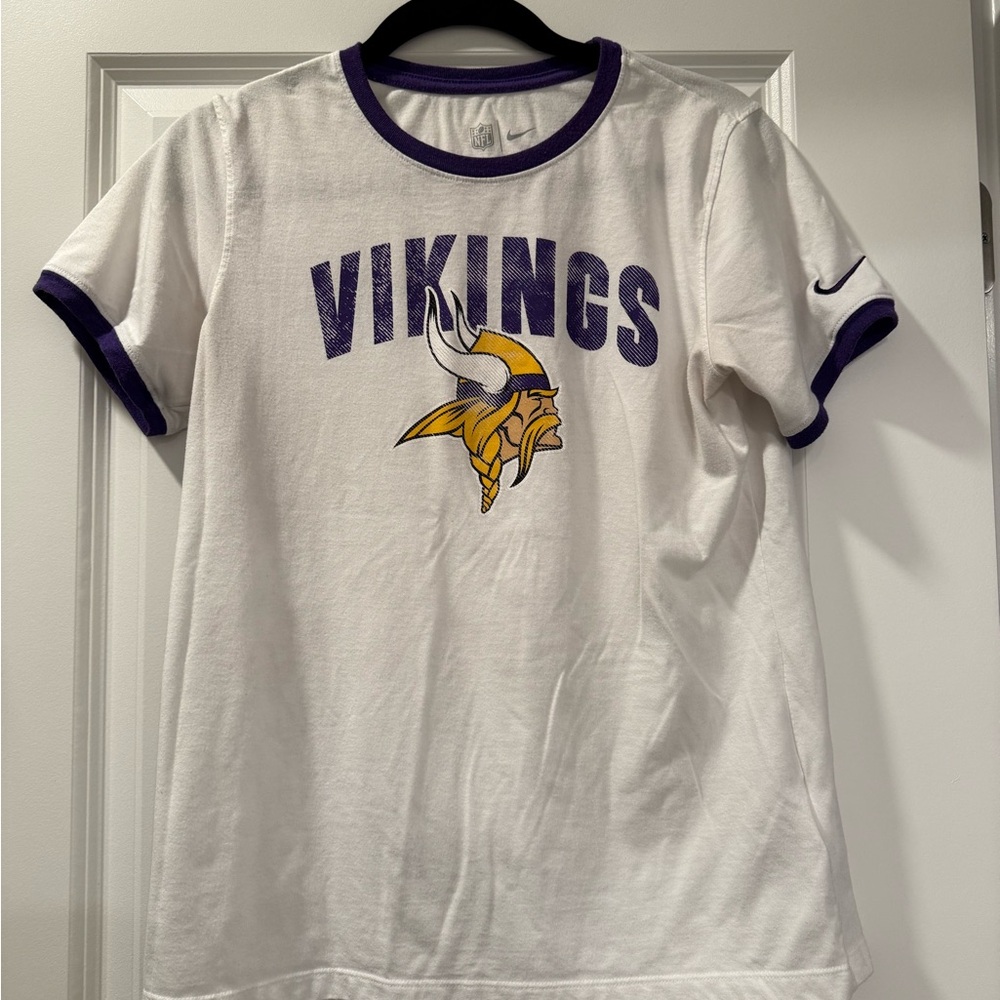 Nike White and Purple Vikings Short Sleeve Tee